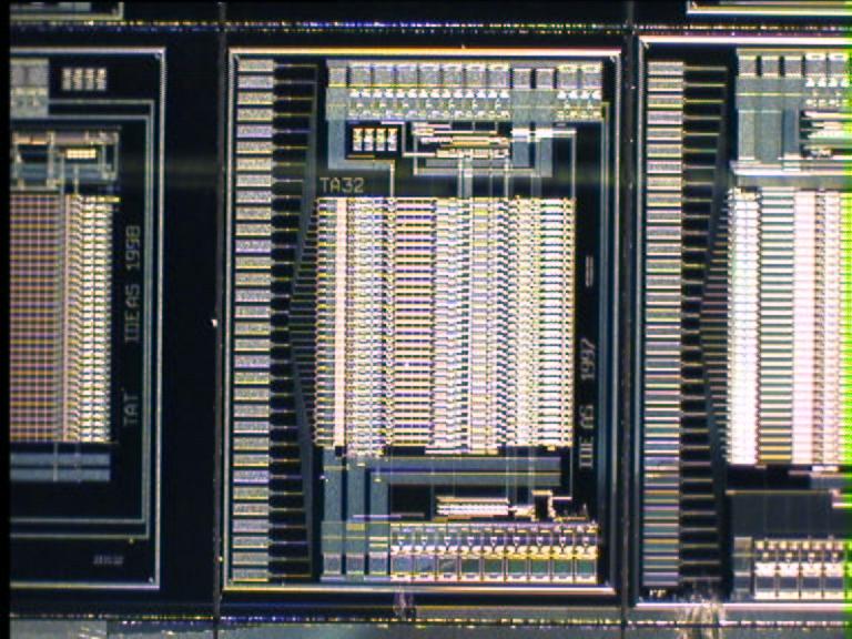 shaper ( 2 µs peaking time) sample-and-hold multiplekser TA32CG hitri shaper (75 ns peaking