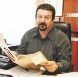 www.gorenjskiglas.si Predsednik konzorcija CERO župan Damijan Perne: "Sežigalnica ni predvidena nikjer na Gorenjskem, niti na območju Exoterma ne.