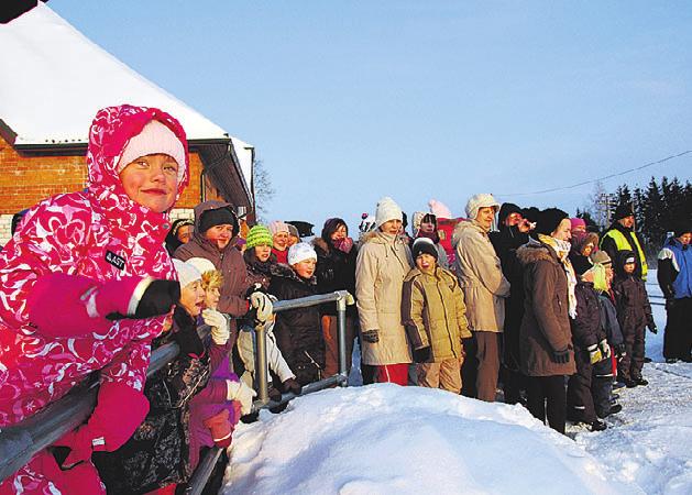 Tõlliste vallavalitsus Teeme Head MTÜ (selle ühenduse kaudu on toetanud: kirjastus TEA, kirjastus Varrak, kirjastus Pegasus, Birgit Õigemeel, Zepter Eesti, Aura veekeskus, teater Vanemuine,