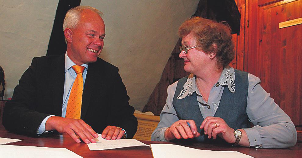 4 30. MÄRTS 2012 UUDISED LÜHIDALT Loodus- ja tehnikamaja kutsub ringidesse Pärnu loodus- ja tehnikamaja kollektiivis alustavad sel kevadel tööd viis uut õpetajat, seetõttu avatakse mitu uut huviringi.