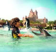Πέτα πάνω από το νερό και κολύμπησε όπως ένα δελφίνι! Σε αυτή την ερώτηση: Τι πρέπει να κάνεις στο Ντουμπάι; Εδώ είναι η απάντηση!