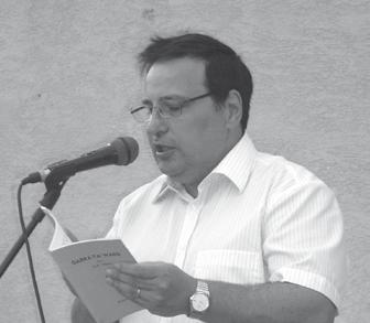 Nifir u lil Dr George Farrugia li fl-2010 ggradwa bil-ph.d. fil-lingwistika wara li ppreωenta teωi dwar il- ens grammatikali fil-malti.