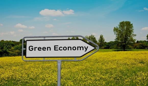 Ευρωπαϊκή Ένωση Περιβαλλοντική Πολιτική «Η ΕΕ βοηθά τους πολίτες και τις κυβερνήσεις να αναπτύξουν πράσινες οικονομίες, μέσω της καλύτερης διαχείρισης των πόρων, με οικονομικά μέσα επωφελή για