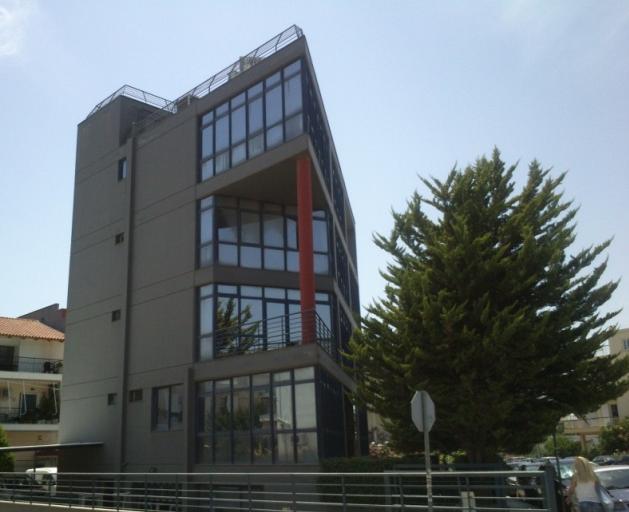 Περιπτώσεις κτιρίων με οριζόντια μη κανονικότητα Κτίρια με τριγωνική κάτοψη με