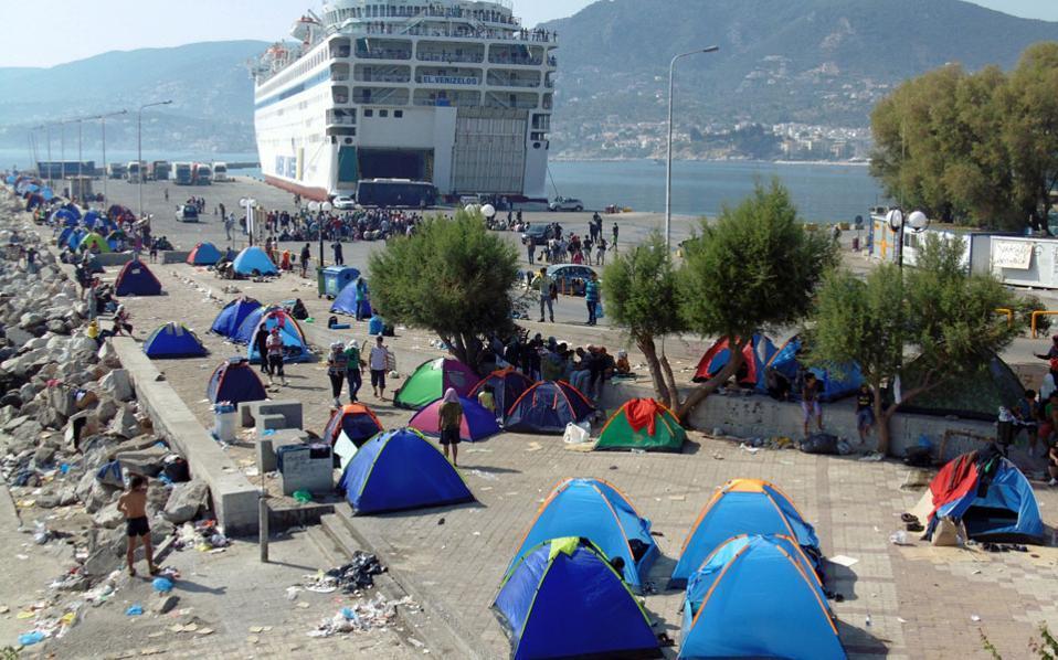 ΠΑΝΕΠΙΣΤΗΜΙΟ ΑΙΓΑΙΟΥ ΤΜΗΜΑ ΔΙΟΙΚΗΣΗΣ ΕΠΙΧΕΙΡΗΣΕΩΝ Πτυχιακή Εργασία Τα χαρακτηριστικά και οι τάσεις των προσφυγικών ροών στην Ελλάδα.