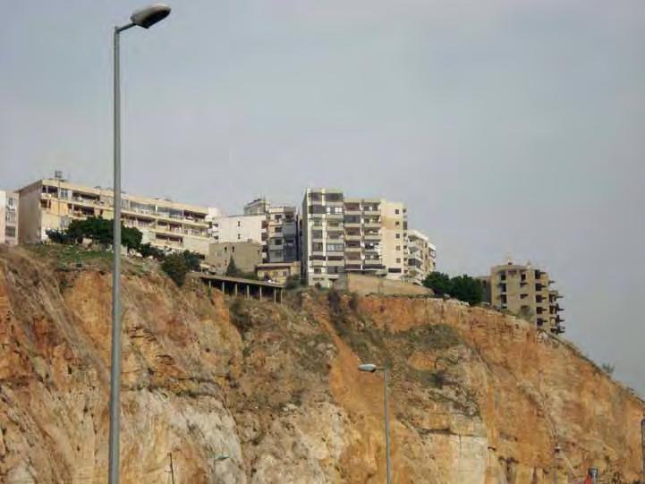 الجدول.2 6 الهز ات األرضي ة ما بين عام ي 2001 و 2010 المقياس المقياس التاريخ مركز الزالزل التاريخ مركز الزالزل المحلي المحلي جوهري ة )صور- النبطي ة( 2008/05/19 4 قاع الريم )زحلة( 2001/04/29 4.