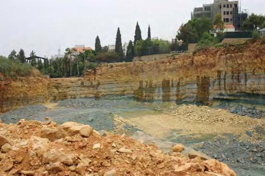 174 البيئة في لبنان: الواقع واالتجاهات 2010 تآكل التربة قد تبلغ كمي ة تآكل الصخور في الجبال اللبناني ة حوالى 50 70 طن/هكتارسنوي ا )منظ مة األغذية والزراعة 1986(.