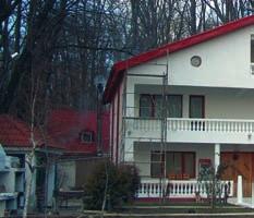 Pere]ii izola]i termic p`streaz` c`ldura mai mult timp \n interiorul cl`dirilor.