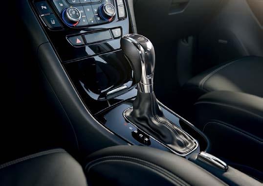 Το MOKKA X διαθέτει έξυπνη τετρακίνηση (AWD) και τα νέα, αποδοτικά συστήματα μετάδοσης ισχύος της Opel.