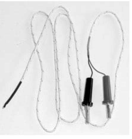 Imaginea 79: Conectaţi cablul negru la mufa COM a instrumentului, iar cablu roşu la mufa ΩAmA C.