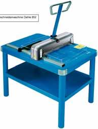 Rezačka DAHLE 852 páková Ks DA852000 1 139,00 Stojan k DAHLE 852 Ks DA752000 279,00 Skladače listov Skladač listov DAHLE 10550 Elektrický skladač listov so skladaním formátu A4 na niekoľko typov