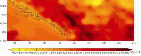 Sa kojim prilivom energije Sunca se može računati u pojedinim oblastima, može se videti sa karte sa prilivom energije zračenja Sunca u Srbiji (slika 2/1).