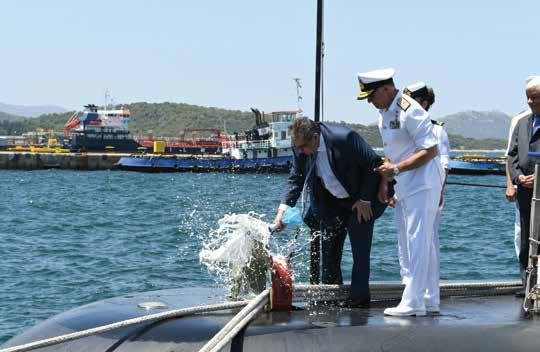 Από την τελετή ονοματοδοσίας και ύψωσης σημαίας των Υποβρυχίων «ΜΑΤΡΩΖΟΣ» και «ΚΑΤΣΩΝΗΣ».