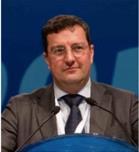 Υπηρέτησε σε αρκετές θέσεις από το 2008 στην Συνεταιριστική Τράπεζα Καρδίτσας και από το 2015 είναι Γενικός Διευθυντής και Εκτελεστικό μέλος του Διοικητικού συμβουλίου της Συνεταιριστικής Τράπεζας