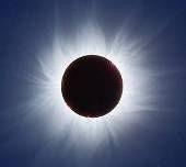 Pojava se zove polarna svjetlosti javlja se u području Zemljinih magnetskih polova.