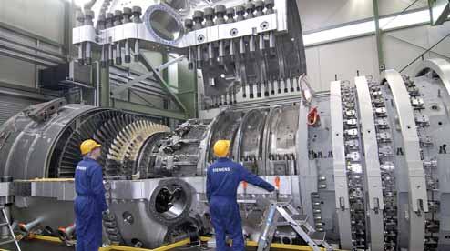 Logistický hlavolam: Doprava obrovskej 340-megawattovej turbíny z výrobného závodu Siemens v Berlíne do Irschingu bola riadnym logistickým výkonom.
