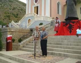Ardian Marashi, Gjovalin Shkurtaj, Mentor Quku, Tonin Çobani, Klara Kodra, Alfred Çapaliku, Dom Nikë Ukgjini, si dhe studiues të njohur nga Kosova e Maqedonia etj, si: Zeqirja Neziri, Begzad Baliu,