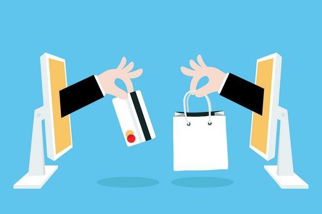 Επιχείρηση με Καταναλωτή (Business to Consumer - B2C) : Είναι ένας όρος που χρησιμοποιείτε για να περιγράψει μία εμπορική συναλλαγή μεταξύ εμπόρων λιανικής πώλησης και των πελατών τους.