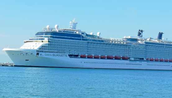 Modern Luxury Από την ίδρυση της το 1989 η Celebrity Cruises έχει κρατήσει αληθινή τη δέσμευση της να συνδυάζει την κλασσική κρουαζιέρα με τον σύγχρονο τρόπο διακοπών.