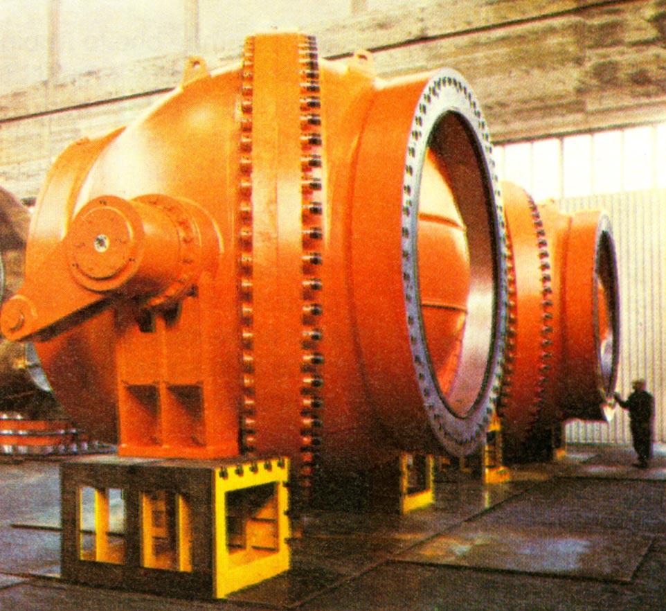 tvornici, rotor izrađen iz nehrđajućeg čelika, c) kuglasti ventil