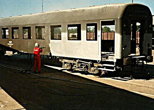 Electric carriages (tram) Underground carriages (metro) Freight wagons Carrying foodstuffs Carrying