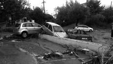 6 Ακραίο φαινόμενο Κάθε χρόνο τέτοια εποχή, γινόμαστε μάρτυρες καταστροφικών πλημμυρών που πλήττουν κυρίως τη Δυτική Αττική.