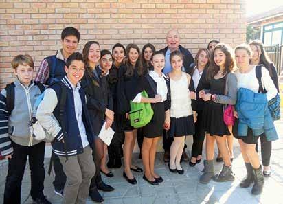 Όμιλοι International Competition for Young Debaters Το Σάββατο, 15 Φεβρουαρίου 2014, η Εκπαιδευτική Αναγέννηση συμμετείχε στο International Competition for Young Debaters, που πραγματοποιήθηκε στο St.