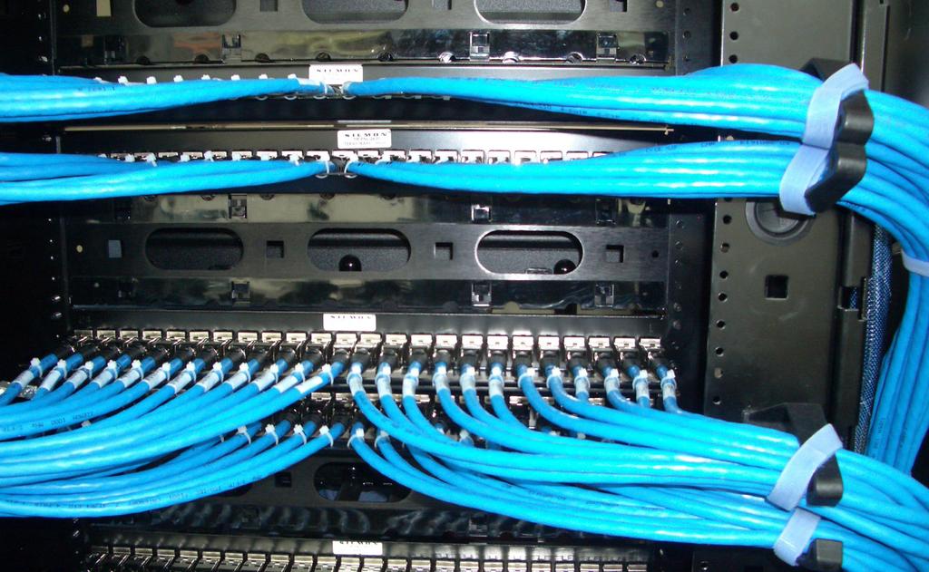 povezali ustrezne vtičnice na patch panelu. Pomembno!