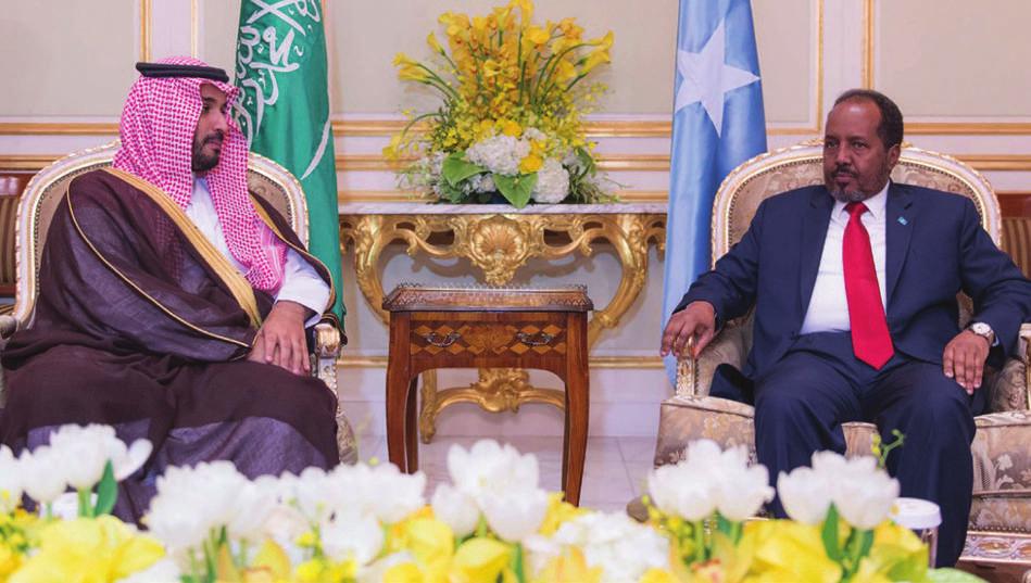 كما كان يف اSستقبال فخامته Uصاحب الùسمو امللكي الأمري فيüصل بن بندر بن عبدالعزيز اأم``ري منطقة الرياVض وUصاحب الùسمو امللكي الأمري حممد بن نايف بن عبدالعزيز ويل العهد نائب رئيùس جملùس الوزراء وزير
