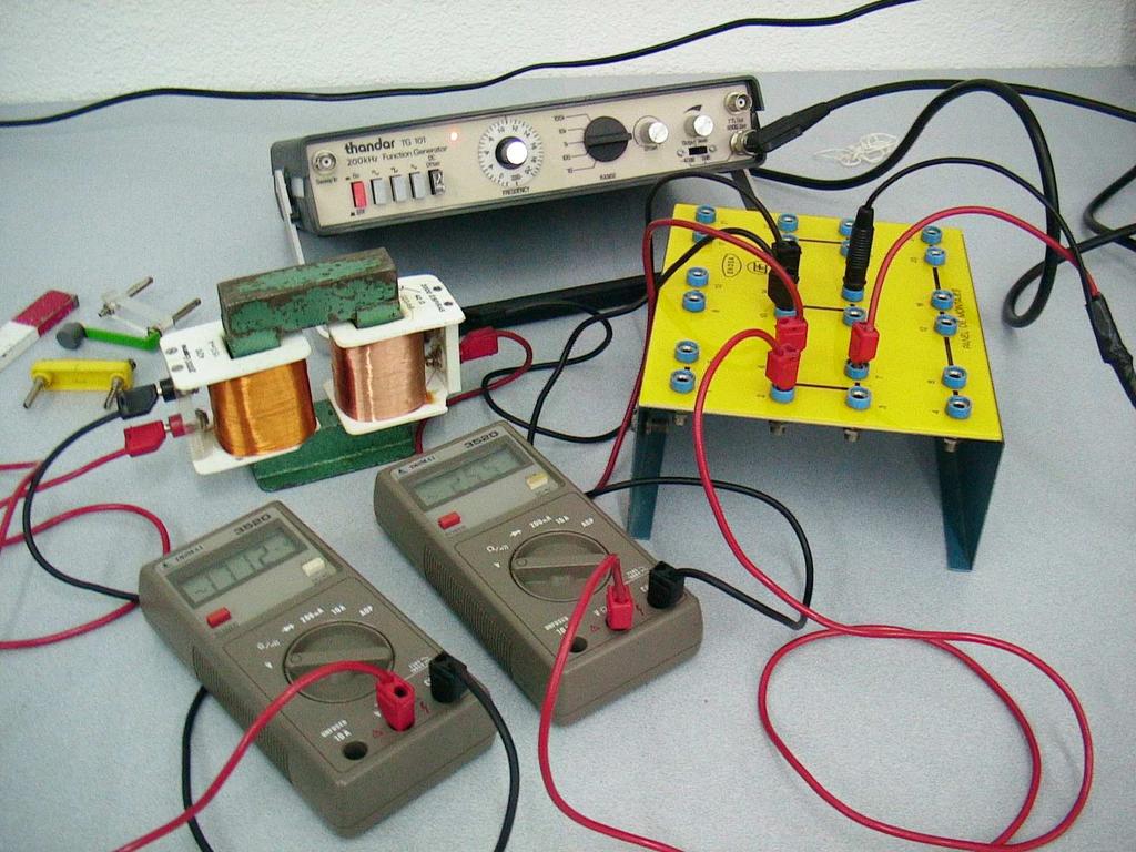 E9 Praktika Solenoideetako korronte induzitua.