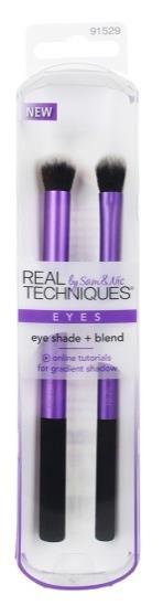Χρησιμοποιείστε το με πουδρένιες ή κρεμώδεις σκιές 1530 Existing eye smudge + diffuse