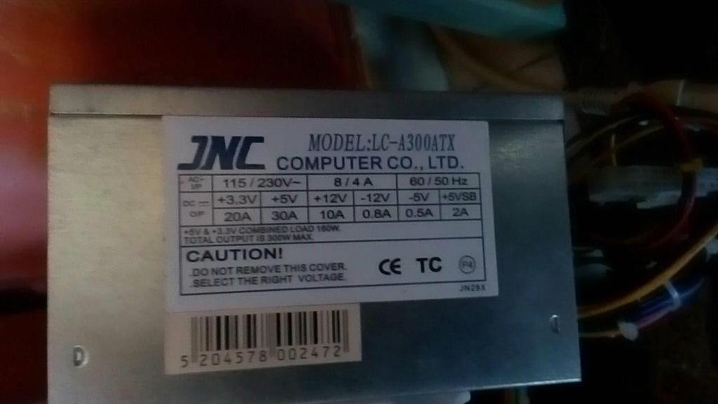 Εικ. 4.7.2 Τροφοδοτικό LC A300ATX. Τεχνικά χαρακτηριστικά Τάση εισόδου : 115/230V AC 50/60Hz Ρεύμα εισόδου : 8/4Α Τάσης εξόδου : 12/5/3.