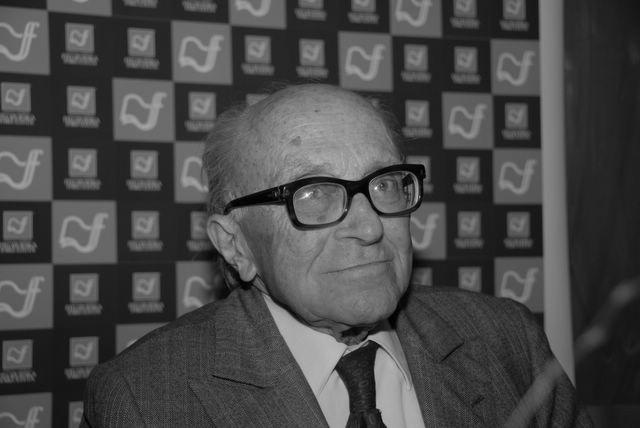 Υποψηφιότητα που προτείνεται από τον βουλευτή του ΕΚ Milan ZVER και 51 ακόμη βουλευτές του ΕΚ Ο Boris Pahor (ο οποίος γεννήθηκε στις 26 Αυγούστου 1913) είναι σλοβένος συγγραφέας ο οποίος αγωνίζεται