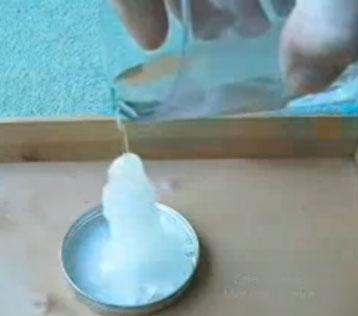 النشاط العملي )0(: قياس الحرارة النوعية النصهار الجليد Chaleur latent de fusion de la glace تذكير: االنصهار:هو تحول المادة من الحالة الصلبة إلى الحالة السائلة مثل: H 2 O (s) H 2 O (l) ΔH fus أو L fus
