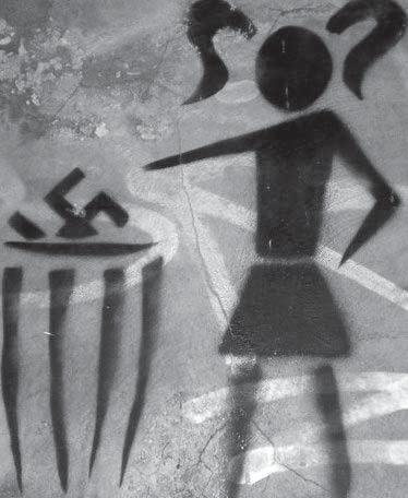 3 στην ιστορία της. Εβραίοι, κομμουνιστές, Ρομά, αντιφρονούντες, ακόμα και άνθρωποι σαν και εσένα κατέληξαν στους φούρνους και τα κρεματόρια.