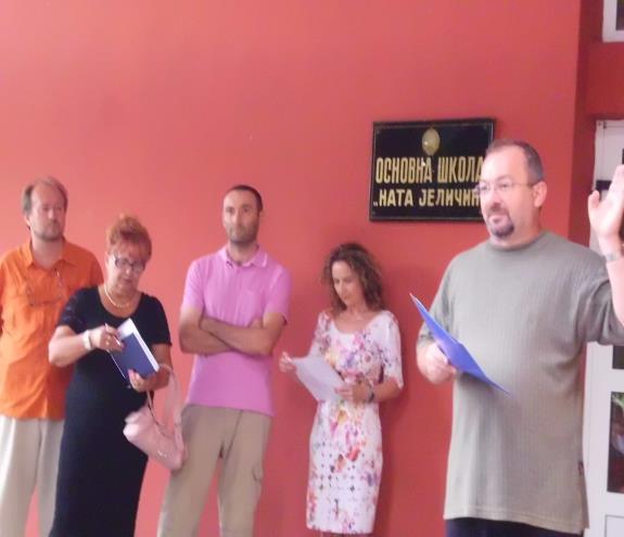 Свечани пријем првака, 1. септембар На почетку се родитељима и будућим првацима обратио помоћник директора и пожелео им добродошлицу.
