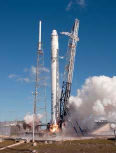 Kasutama hakataks süstiku tüüpi kosmoselaeva, millega saaks ka lasti Maale tagasi toimetada. Hetkel suudab seda vaid SpaceX oma merre maanduvate kapslitega.