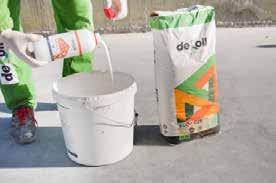 Aditivë D-ELASTIC D-ELASTIC Ngjyra E bardhë Paketimi Bidon 1, 5 kg PËRSHKRIM FUSHA E APLIKIMIT Aditivë i lëngshëm i përqëndruar (latex), me bazë polimeresh me dispersion ujor, redukton sasinë e ujit,