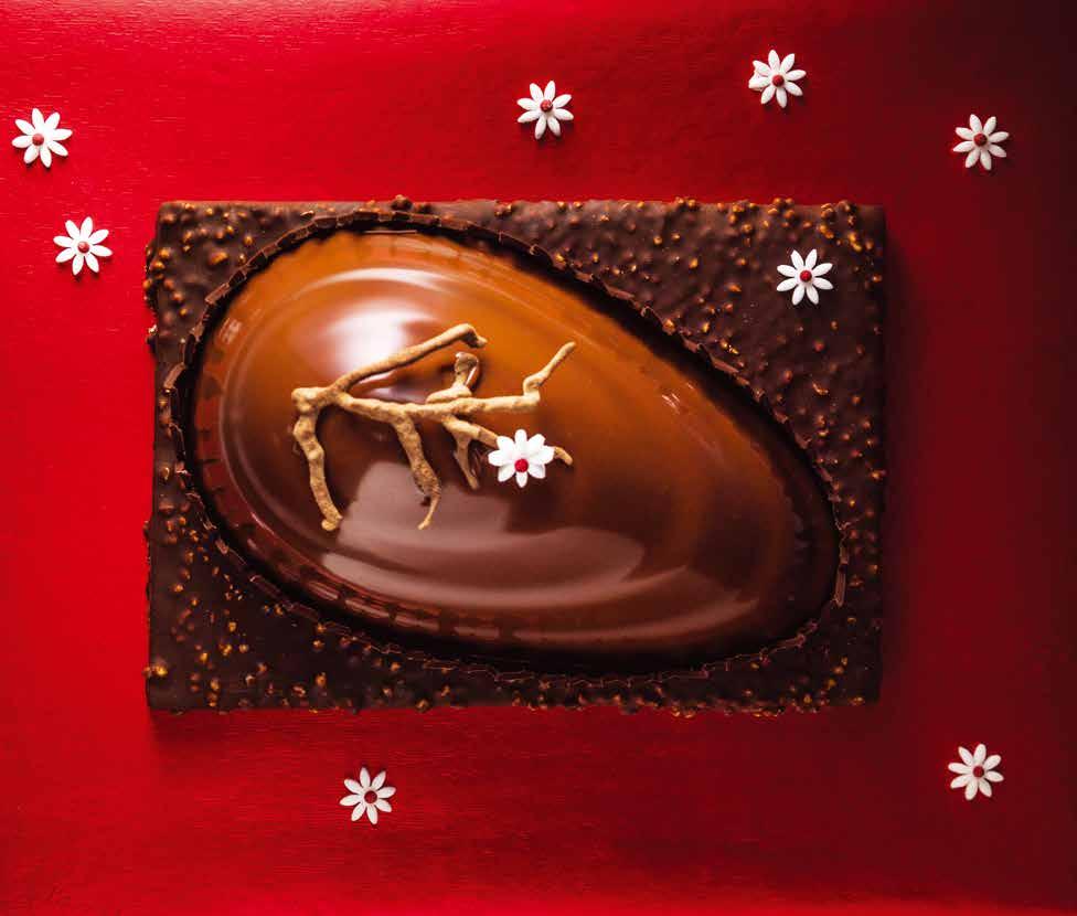 ΖΑΧΑΡΟΠΛΑΣΤΙΚΗ Nutty Easter Egg Brownie Base 16 Tegral Brownies Νερό Belcolade Chunks Black 1000 g 250 g 150 g Χτυπάμε το Τegral Βrownies με το νερό στην 2η ταχύτητα για 3 με το φτερό.