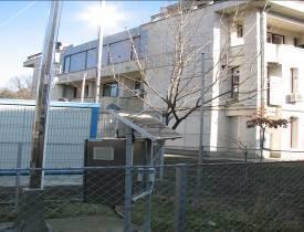 Pentru determinarea debitului de doză gamma în aer se folosesc dozimetre de tip IFIN-TIEX, prevăzute cu detectori GM.