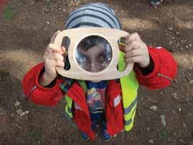Um den Kindern Sicherheit zu vermitteln, schlugen wir immer die gleiche Route durch den dichten Wald ein, besuchten zweimal den Fuchsbau, blieben am kleinen See stehen, frühstückten am kleinen
