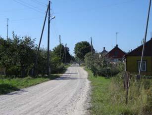Pašvaldības pārziņā lauku teritorijā atrodas 51,72 km autoceļu un 2 tilti (katrs 24 m garš) uz autoceļiem Leimanišķi Špieļi un Maltečka Griščati). Visi autoceļi lauku teritorijā ir ar grants segumu.