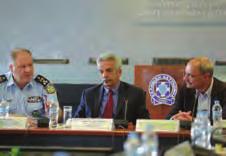 17 Δικτύωση - Συνεργασίες Το 2016 οι συνέπειες της διεθνούς συγκυρίας έγιναν ορατές στην καθημερινότητα της χώρας, καθώς στις υπάρχουσες ευπαθείς ομάδες προστέθηκε και μεγάλος αριθμός προσφύγων και