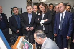 Στην παρουσίαση του βιβλίου, παρευρέθηκαν σημαντικοί συνεργάτες του Δήμου μας, ενώ η συγγραφέας ανακοίνωσε ότι όλα τα συγγραφικά της δικαιώματα έχουν