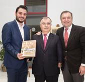 «Ο ήλιος βγαίνει πίσω από τα κάστρα» του Χαράλαμπου Κισόγλου Μια ξεχωριστή λογοτεχνική βραδιά διοργάνωσε ο Δήμος Πυλαίας Χορτιάτη σε συνεργασία με τον