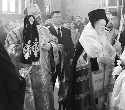 Πρόκειται ουσιαστικά για ένα ποίημα γραμμένο κατά πάσα πιθανότητα από τον Aγιο Ρωμανό τον Μελωδό, αφιερωμένο σ εκείνη η οποία αξιώθηκε να γίνει «Μητέρα Θεού», Θεομήτωρ.