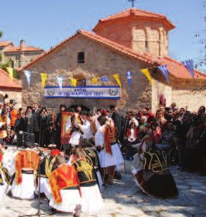 Αρχιτεκτονική Όταν τελείωσε ο Β Παγκόσμιος πόλεμος η Μονή της Αγίας Λαύρας ανοικοδομήθηκε εκ νέου λαμβάνοντας την τελική της μορφή, που έχει ως σήμερα.