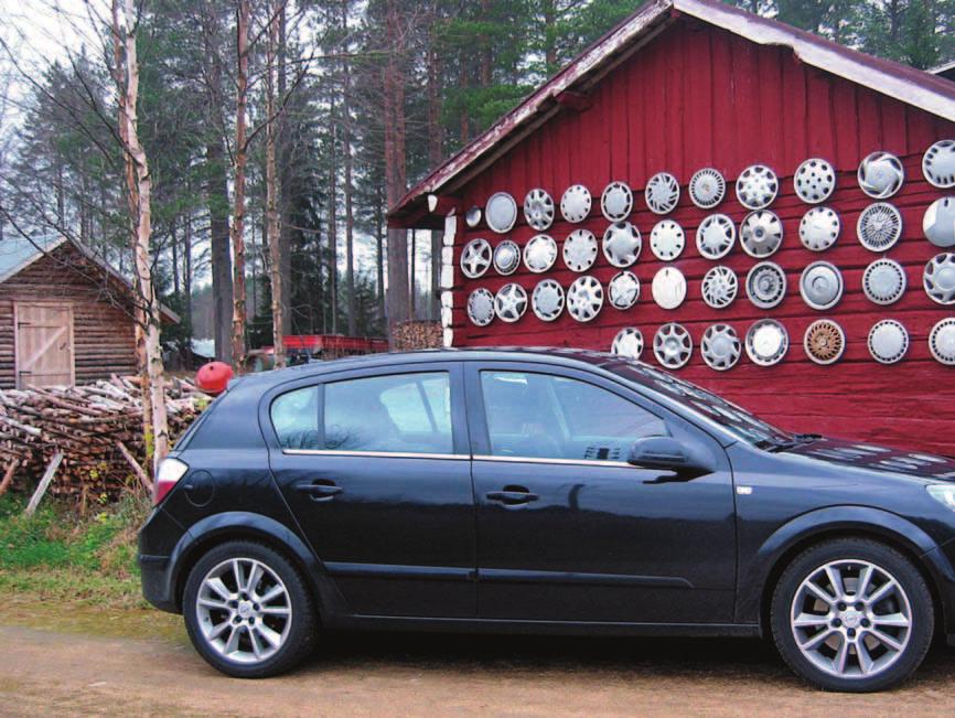 ILGALAIKIS TESTAS Opel Astra III 1.9 CDTI po 100 000 km Nemalonumai d l pavar Nuvažiavusi 100 000 km Opel Astra III atrodo kaip nauja, tik pavarų dėžę teko pakeisti.