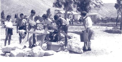 Ιστορικό Ένωσης Ποντίων Σουρμένων Στην περιοχή των Νέων Σουρμένων Αττικής, έχει την έδρα της η Ένωση Ποντίων Σουρμένων.