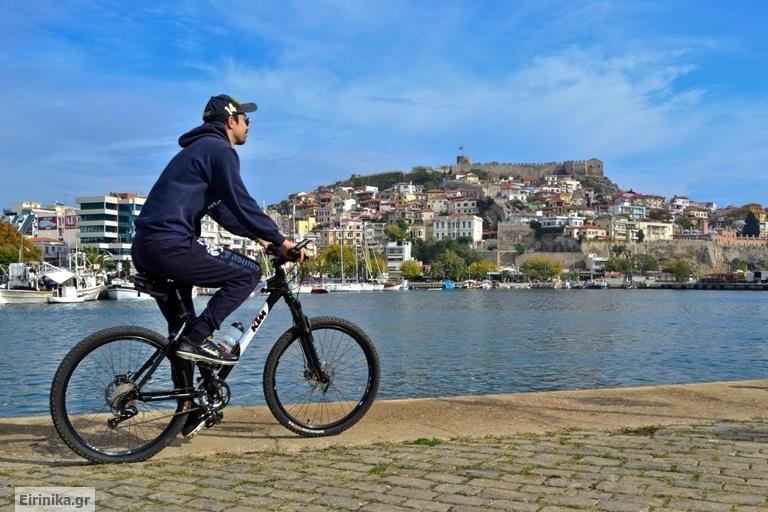 Ποδήλατο μπορείς να κάνεις οπουδήποτε, στην πόλη ή